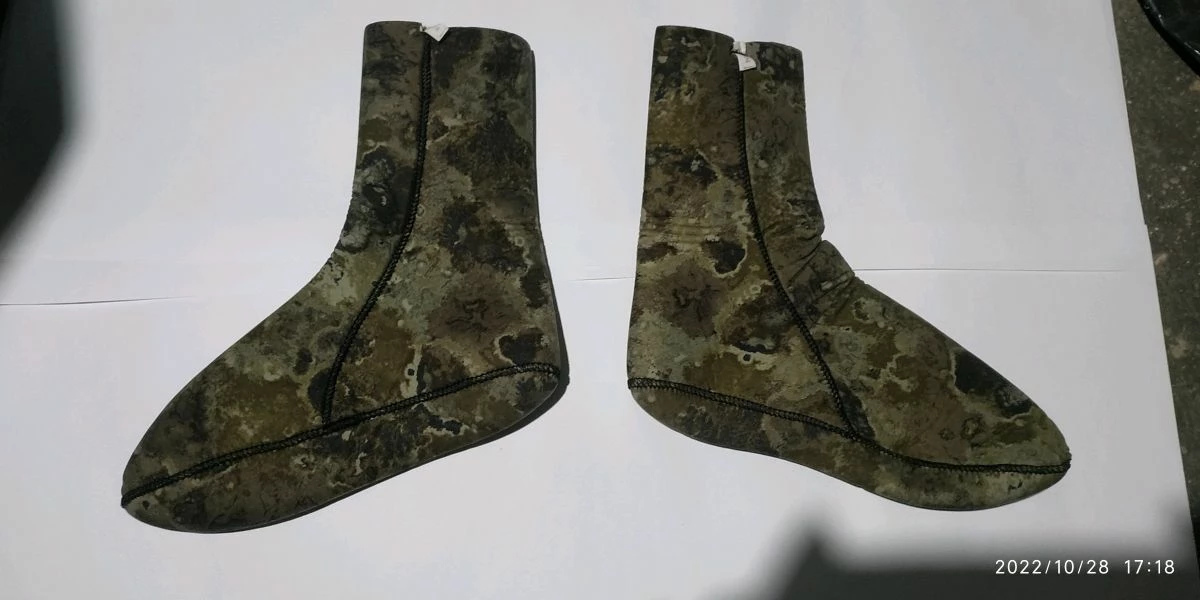 Καλτσακια κατάδυσης παραλλαγής Camo εσωτερικά ξυρισμενα 3.5 χιλιοστά Size 2 ( Large /x Large)