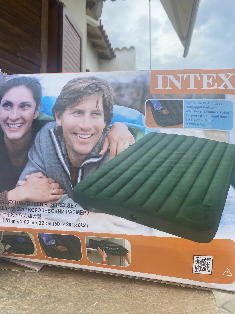 Φουσκωτό στρώμα ύπνου