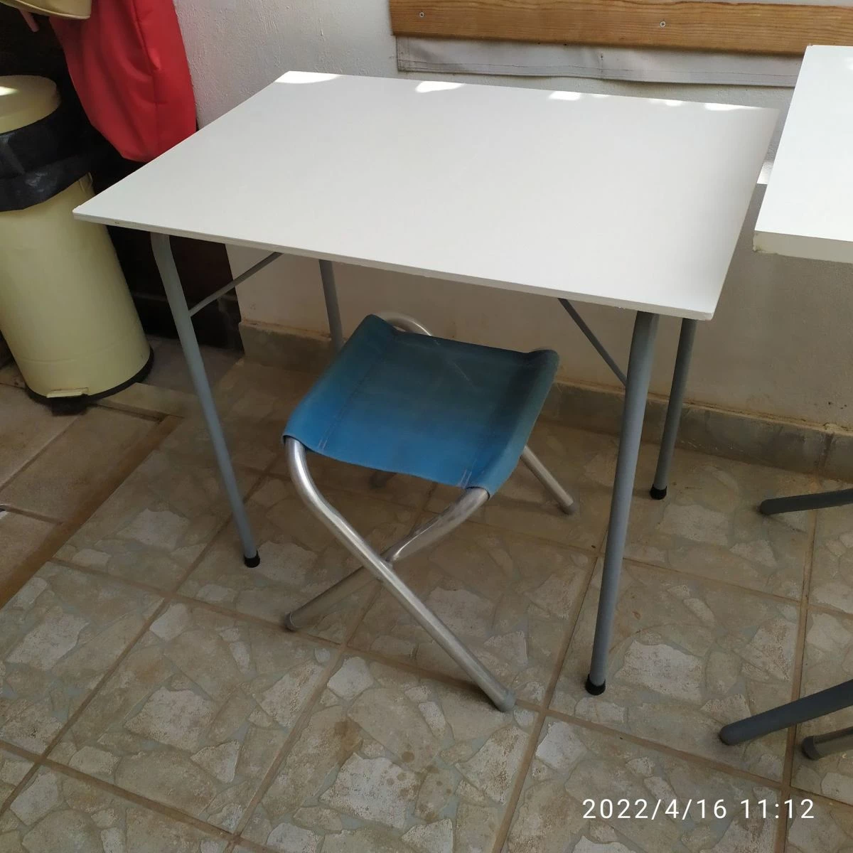 τραπεζακι 1 και καρεκλακια 2 , φορητα,πτυσσομενα,τιμη για ολα μαζι,3 ειδη σετ - Image 2