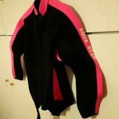 Γυναικεία στολή κατάδυσης