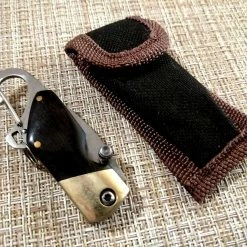 Σουγιάς Ανοξείδωτος με κλιπ ζώνης και κρυφό κλείδωμα.