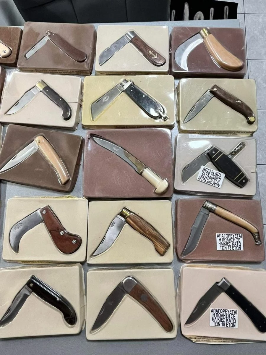 De Agostini Συλλογή - Σουγιάδες / Μαχαίρια - Καινούργια - Στην θήκη τους (πάνω από 35) - Image 3