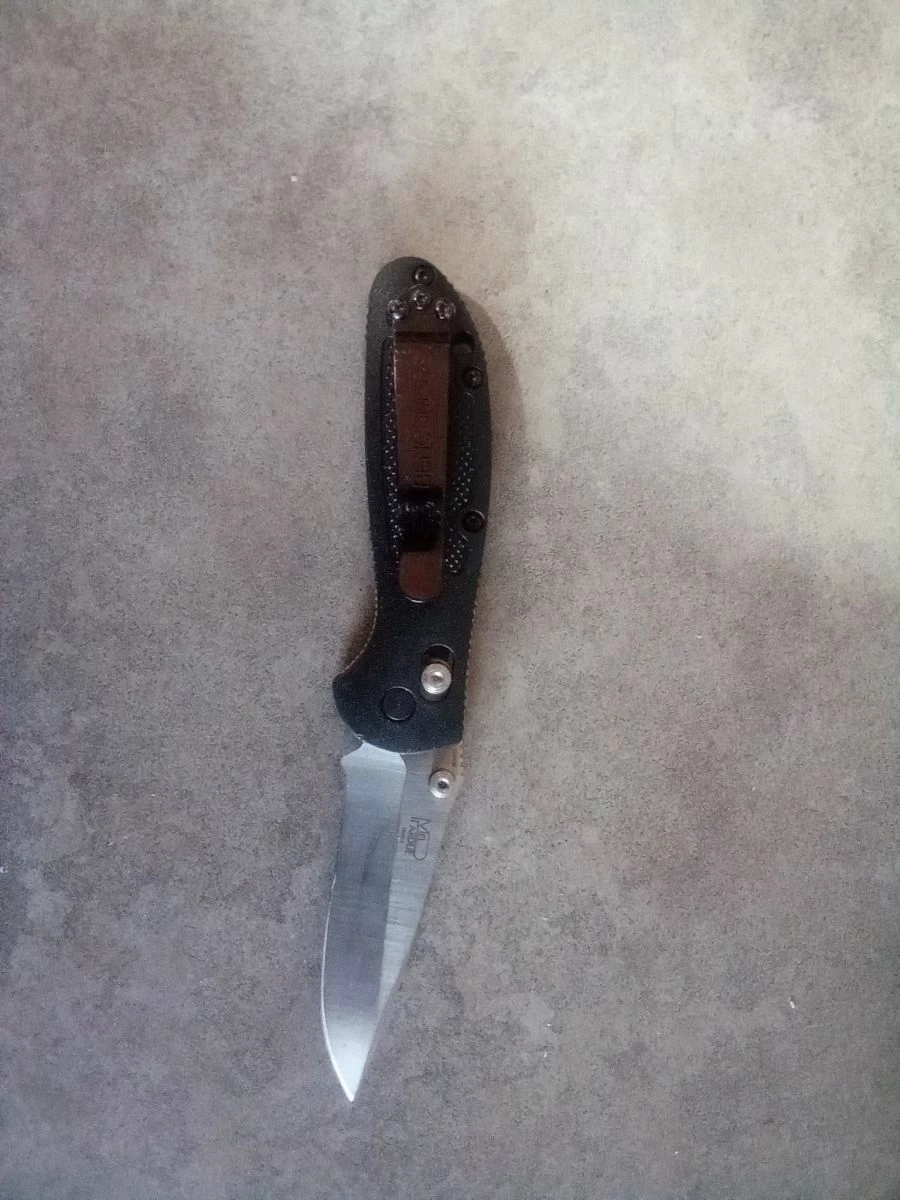 Πτυσσόμενο μαχαίρι BENCHMADE 556-S30V MINI CRIPTILIAN - Image 3