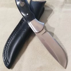 ΜΑΧΑΙΡΙ REMINGTON SPORTSMAN SERIES INSIGNIA EDITION + ΔΕΡΜΑΤΙΝΗ ΘΗΚΗ