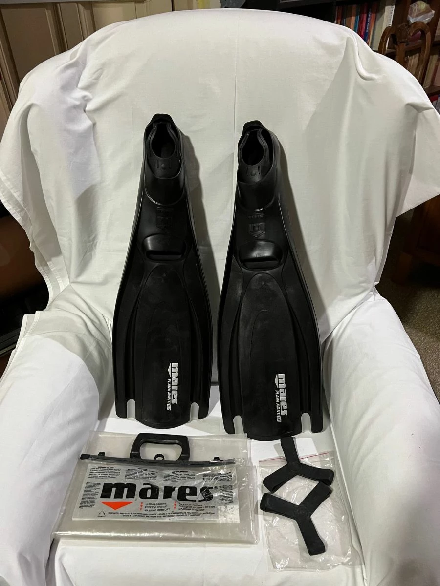 Βατραχοπέδιλα Mares