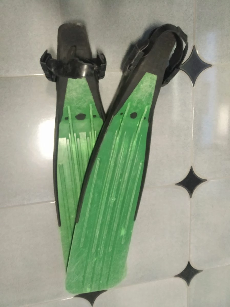 ΕΠΑΓΓΕΛΜΑΤΙΚΑ ΒΑΤΡΑΧΟΠΕΔΙΛΑ ΕΛΕΥΘΕΡΗΣ ΚΑΤΑΔΥΣΗΣ - Image 3