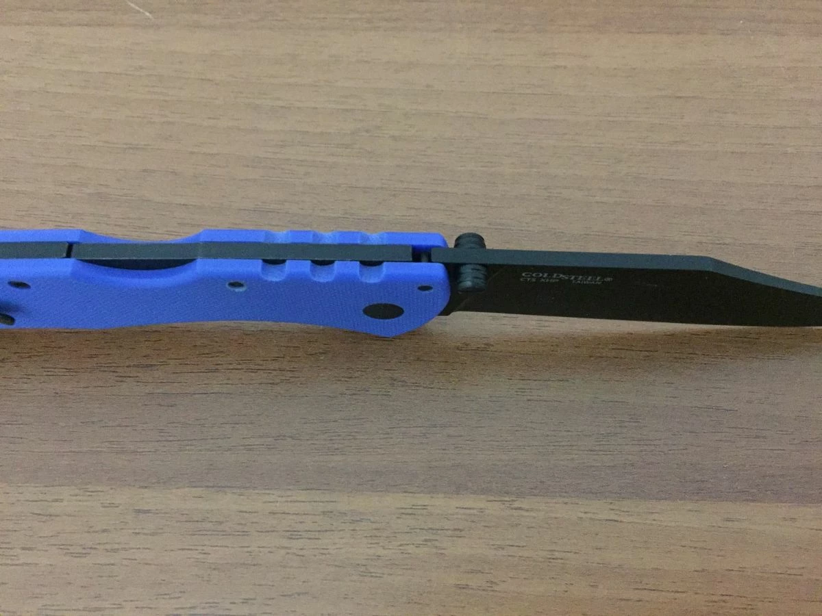 Cold Steel Steve Austin Broken Skull 4 - Image 2