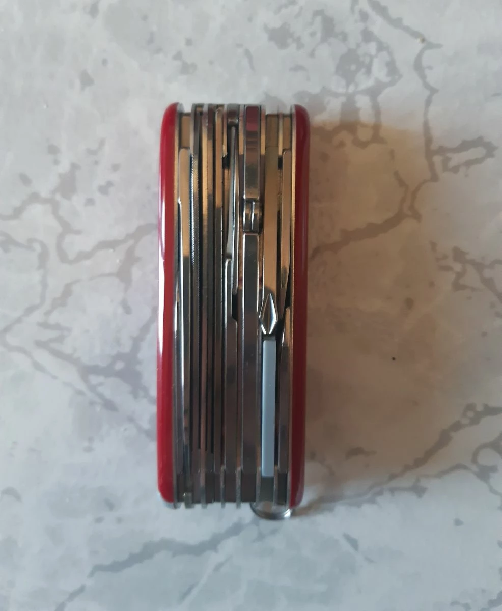Ελβετικός Σούγιας Πολυεργαλείο Victorinox Swiss Champ Red - Image 6