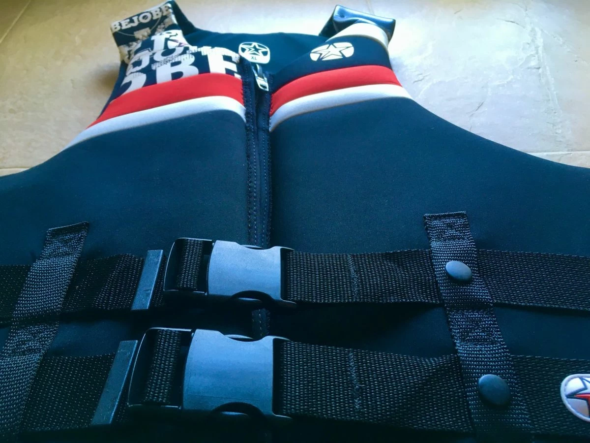 Γιλέκο - σωσίβιο της JOBE - Image 2