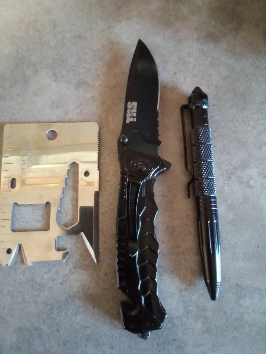 Σετ πτυσσόμενο μαχαιράκι και Tactical Pen