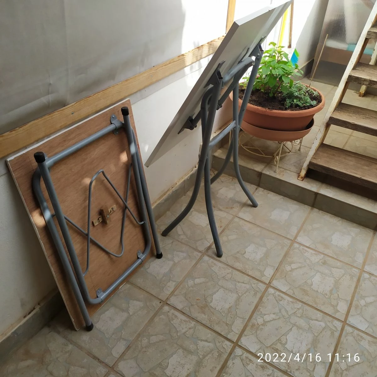 τραπεζακι 1 και καρεκλακια 2 , φορητα,πτυσσομενα,τιμη για ολα μαζι,3 ειδη σετ - Image 4