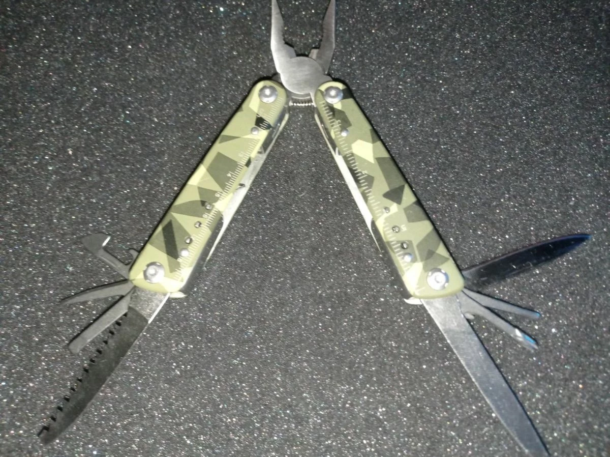 πολύεργαλείο