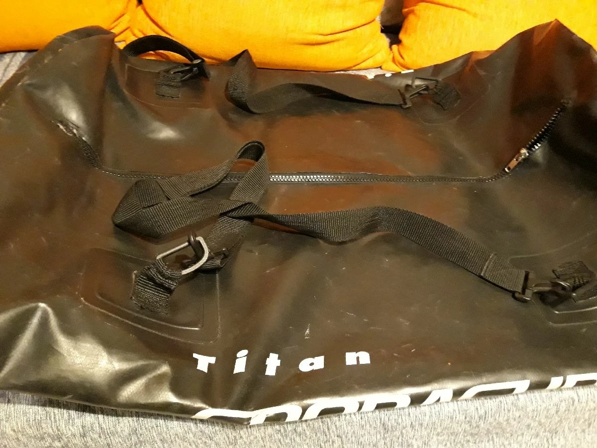 SPORASUB ΤΙΤΑΝ στεγανος σάκος 100lit με θερμοκολλημενες ραφές ιδανικος για εξοπλισμό κατάδυσης