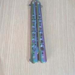 πεταλούδα μαχαίρι προπονητική με λαμπερά χρώματα