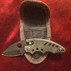 Σουγιάς ελαφρύς Επιχειρησιακός Ανοξείδωτος & αναδιπλούμενος Μικρού μεγέθους για Hobby-Κυνήγι-Ψάρεμα Εξερεύνηση κλπ.