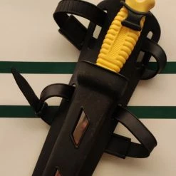 Μαχαίρι κατάδυσης με θήκη (ποδιού)